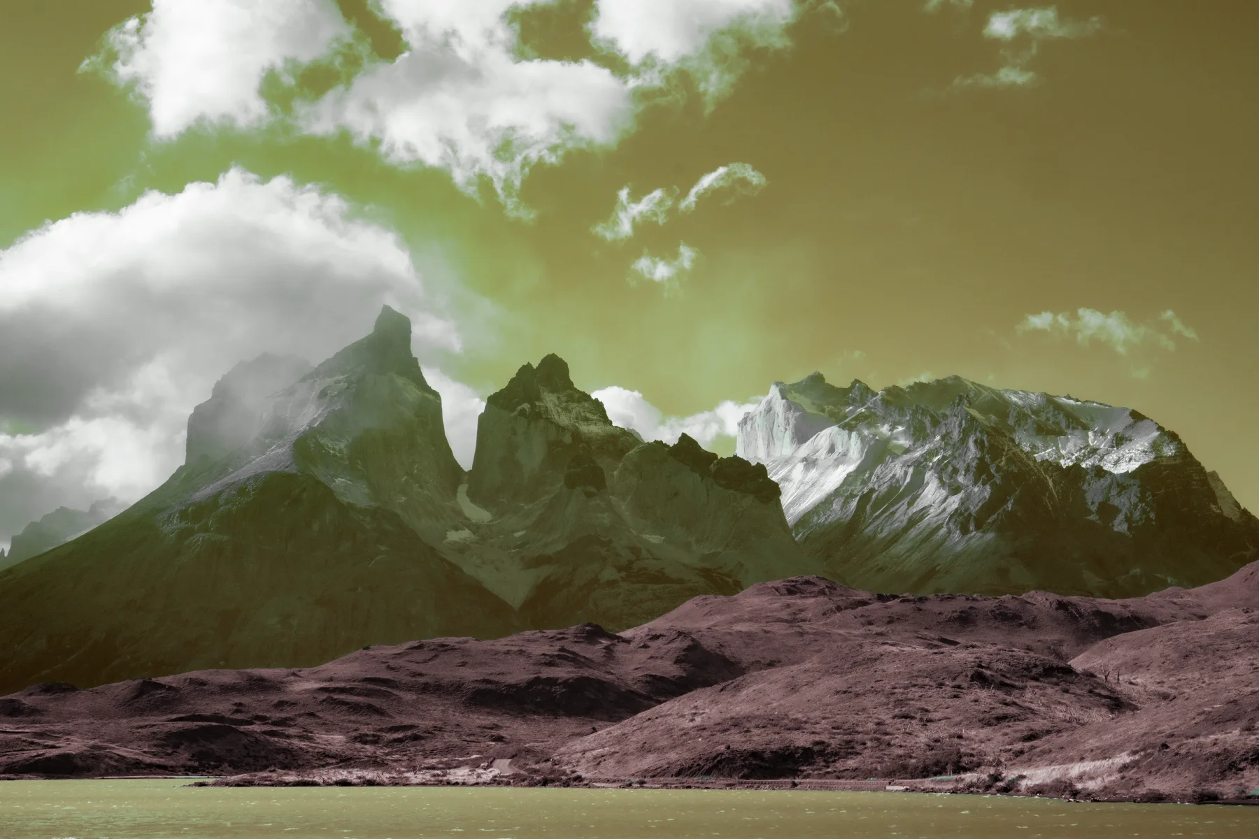Fotolibro Paisajes Inexistentes — Christofer Cid Lara